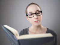 Co wartościowego wnosi czytanie książek?